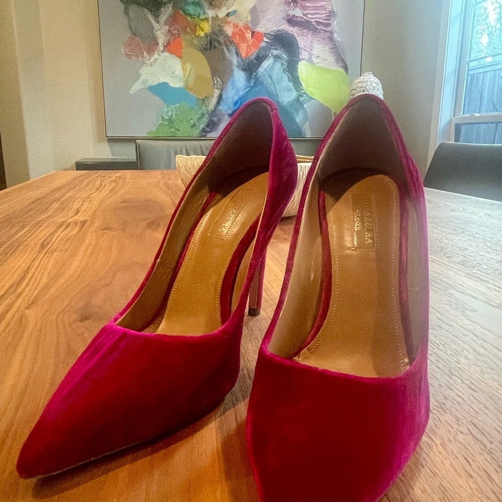 Aquazurra velvet pumps size 38.5